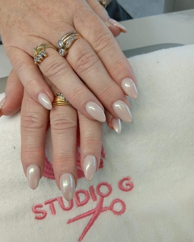 classic nails berwick