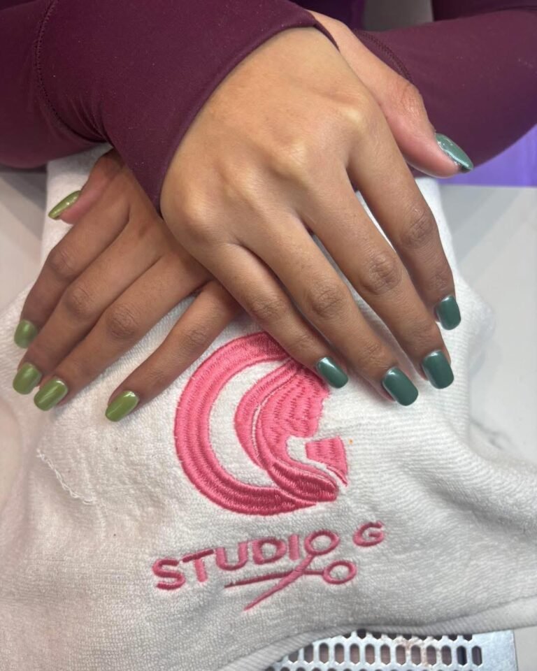 color-nails
